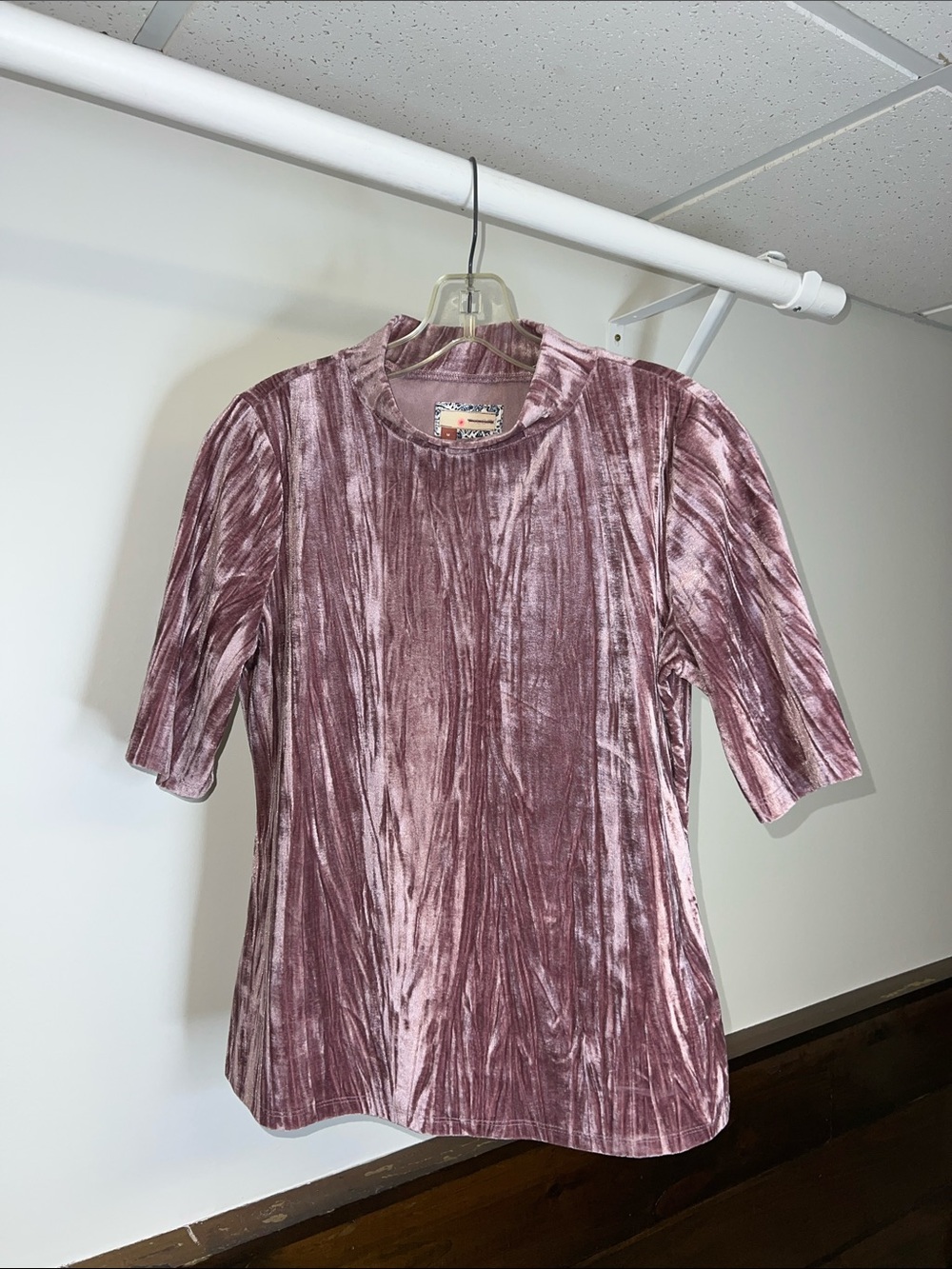 Pilcro Crushed Velvet Short-Sleeve Mock Neck Top- M